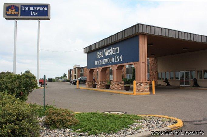 Ramada By Wyndham Bismarck Hotel Exterior photo